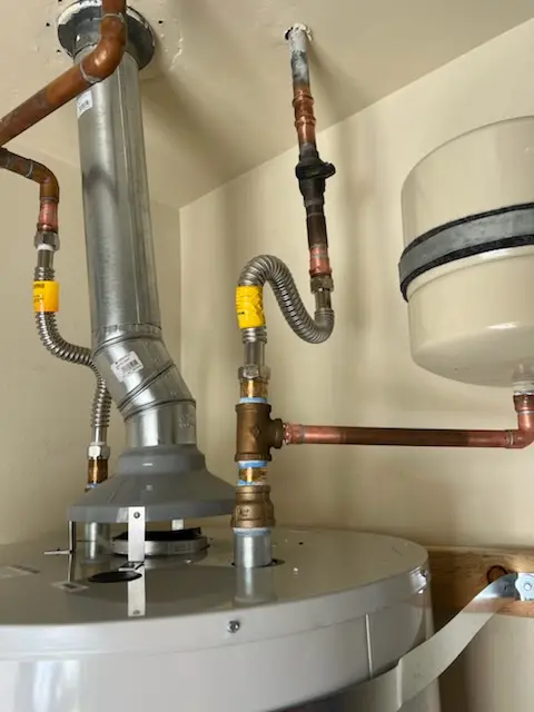 Water heater installation and plumbing repair in Westholme South
